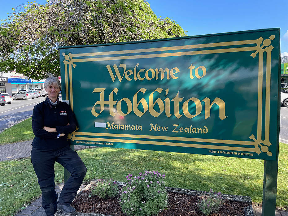 Neuseeland-Motorradreise-Hobbiton-PB